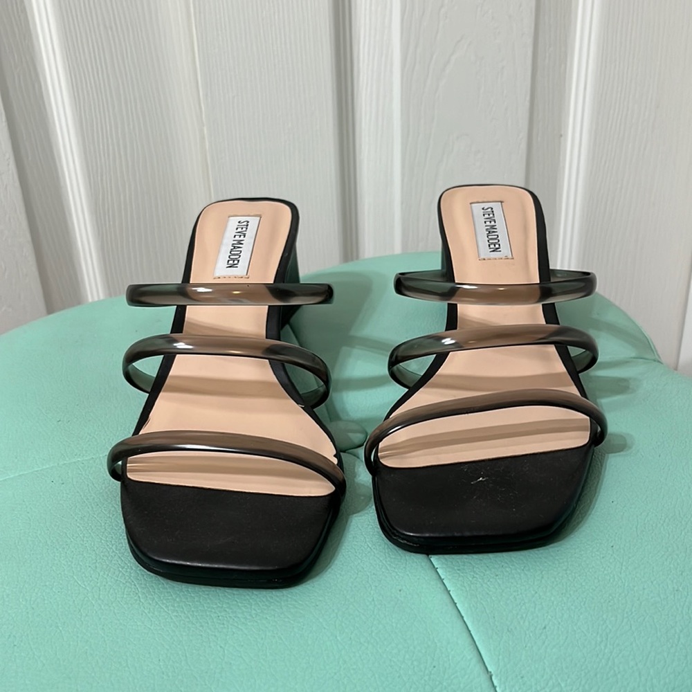 Black low block heels